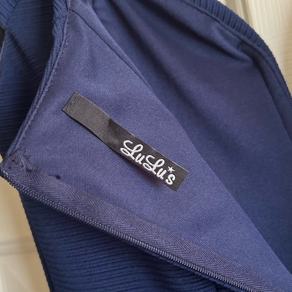 Lulu’s ‘Happy to Be Here’ Navy Blue Bodycon Dress - Picture 8 of 9